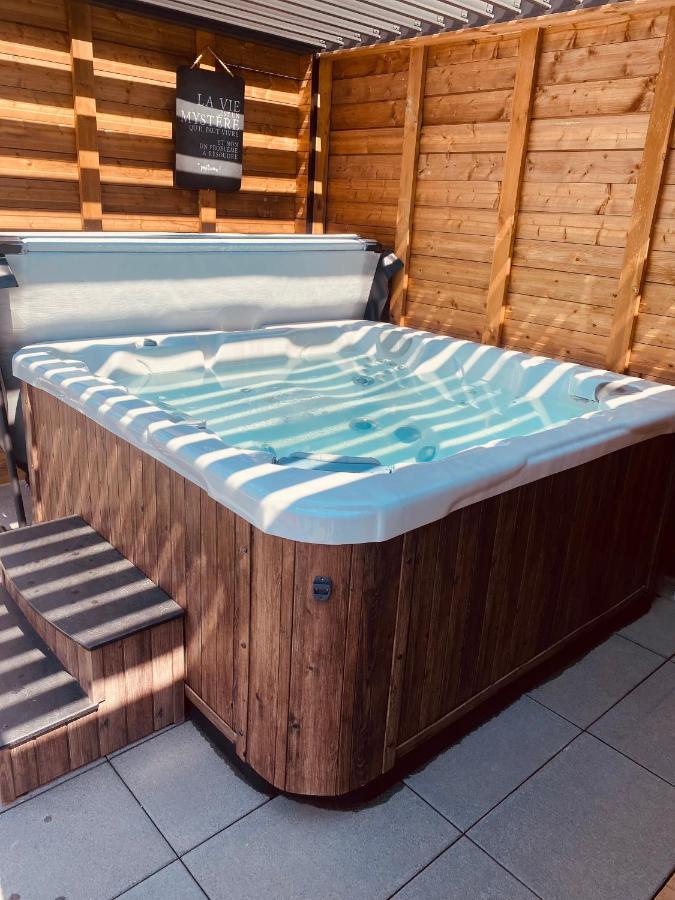 Urimenil Mini Love Room Jacuzzi Privatif מראה חיצוני תמונה